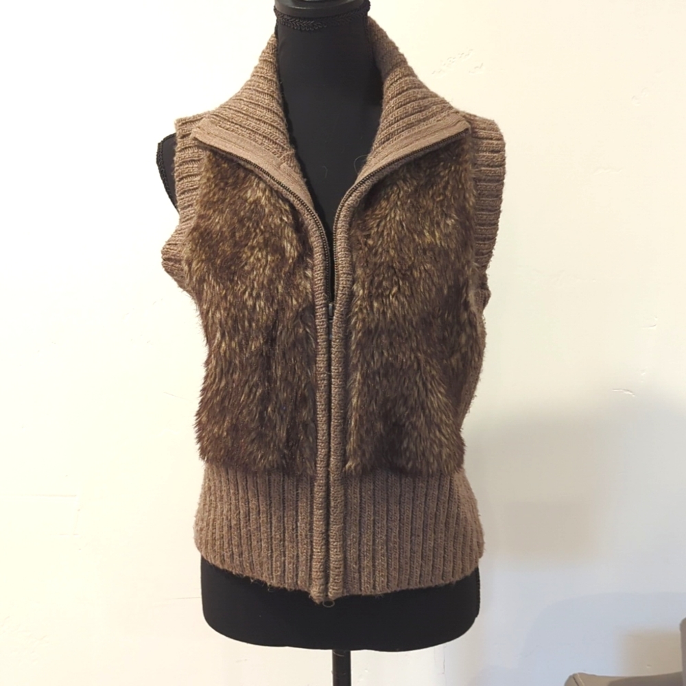 CAbi Faux Fur Alpaca/Wool Sweater Vest Sz M EUC - Buy Now Before It's Donated!